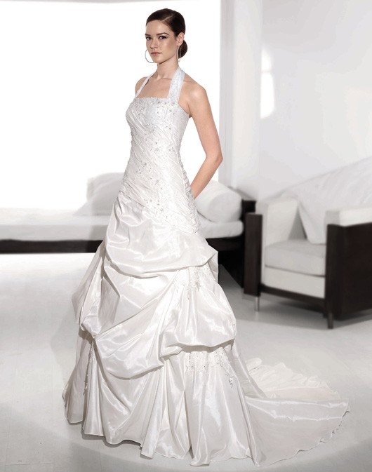 Fara Sposa - suknie ślubne na wiosnę i lato 2010 - zdjęcie
