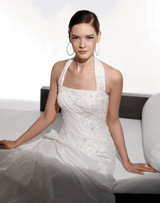 Fara Sposa - suknie ślubne na wiosnę i lato 2010 - zdjęcie