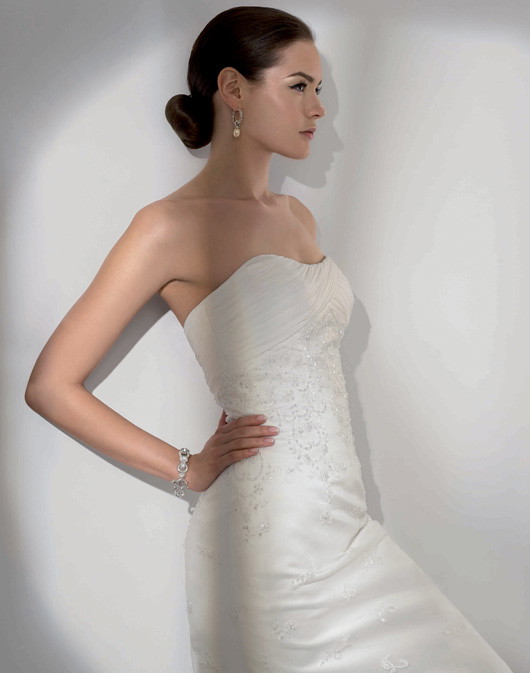 Fara Sposa - suknie ślubne na wiosnę i lato 2010 - zdjęcie