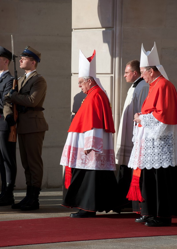 Ceremonia pogrzebowa pary prezydenckiej - zdjęcie