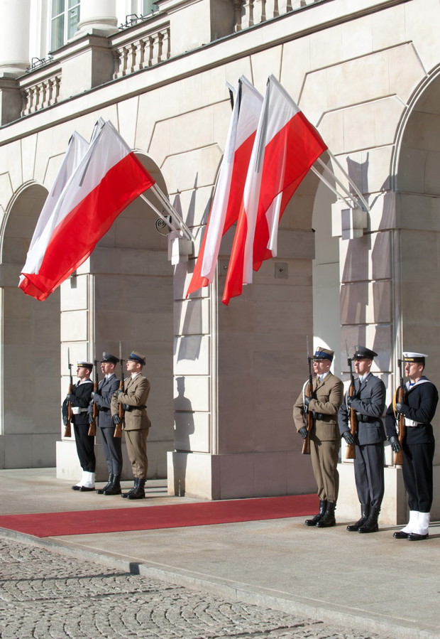 Ceremonia pogrzebowa pary prezydenckiej - zdjęcie