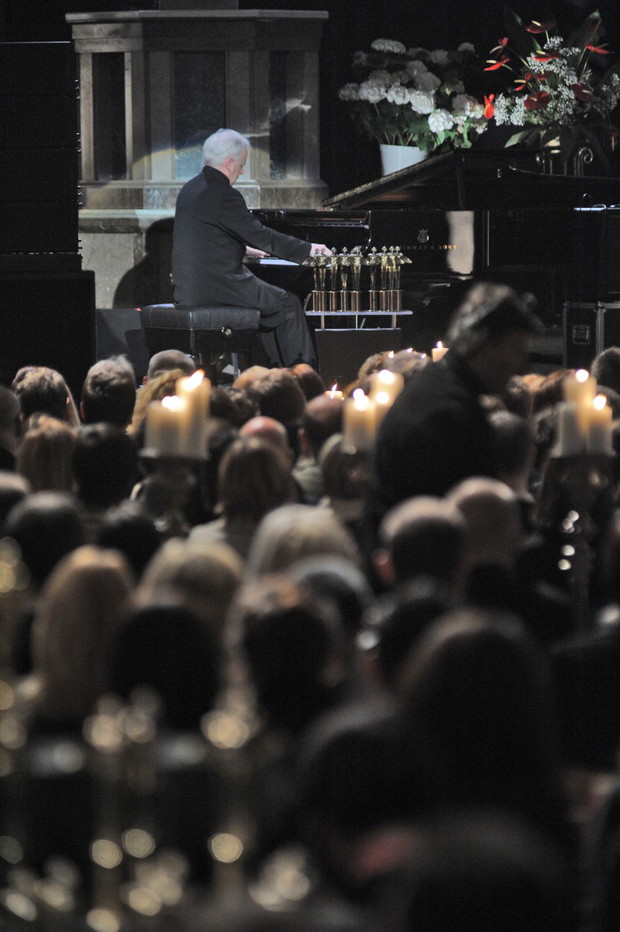 Fryderyk 2010 - Artyści w hołdzie ofiarom katastrofy lotniczej w Smoleńsku - zdjęcie