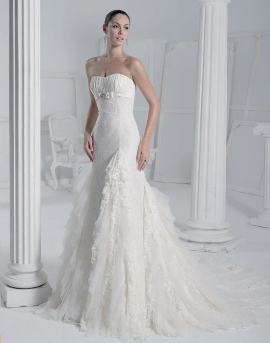 Kolekcja sukien ślubnych Fara Sposa 2009 - zdjęcie