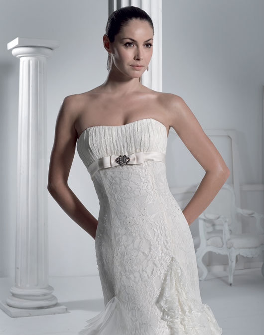 Kolekcja sukien ślubnych Fara Sposa 2009 - zdjęcie