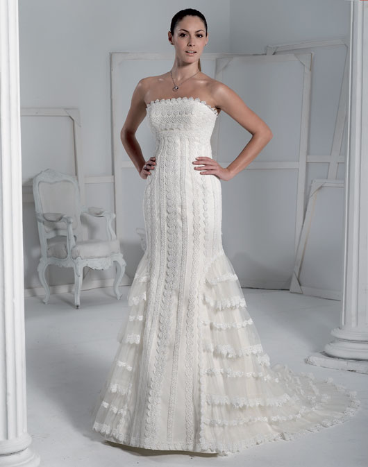 Kolekcja sukien ślubnych Fara Sposa 2009 - zdjęcie