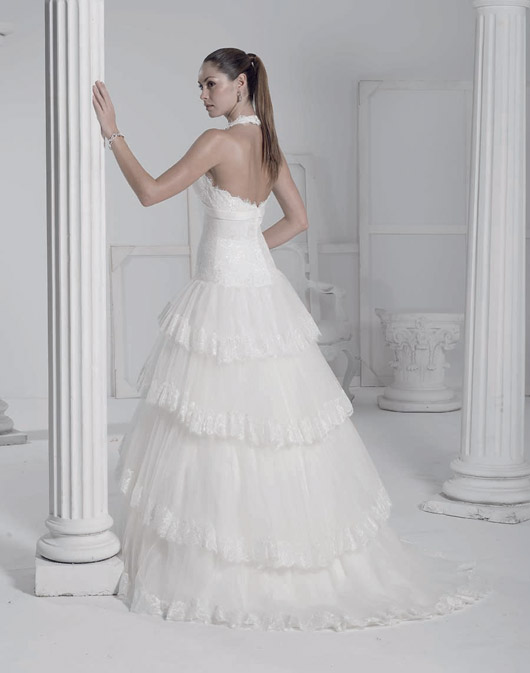 Kolekcja sukien ślubnych Fara Sposa 2009 - zdjęcie