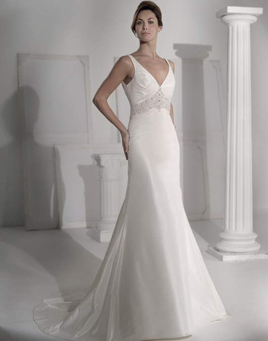 Kolekcja sukien ślubnych Fara Sposa 2009 - zdjęcie