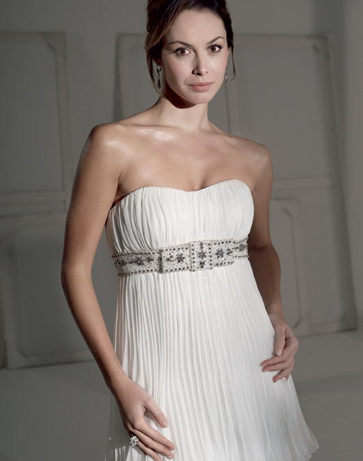 Suknie ślubne Fara Sposa 2009 - zdjęcie
