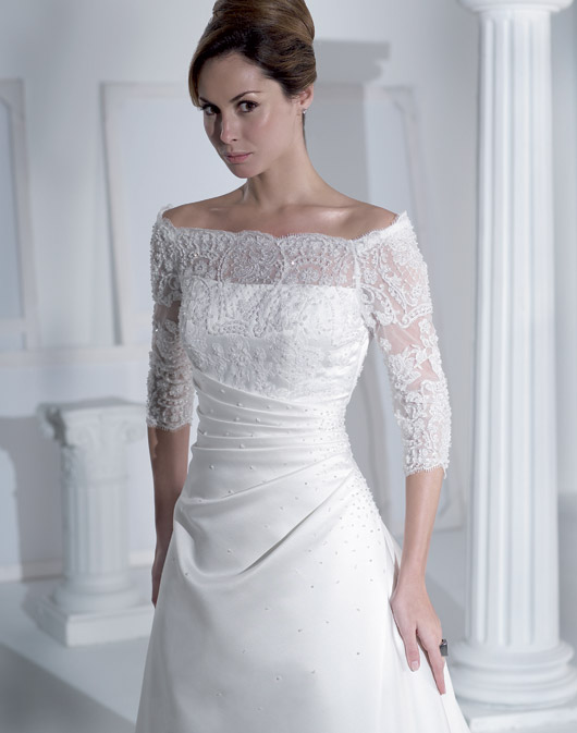 Suknie ślubne Fara Sposa 2009 - zdjęcie