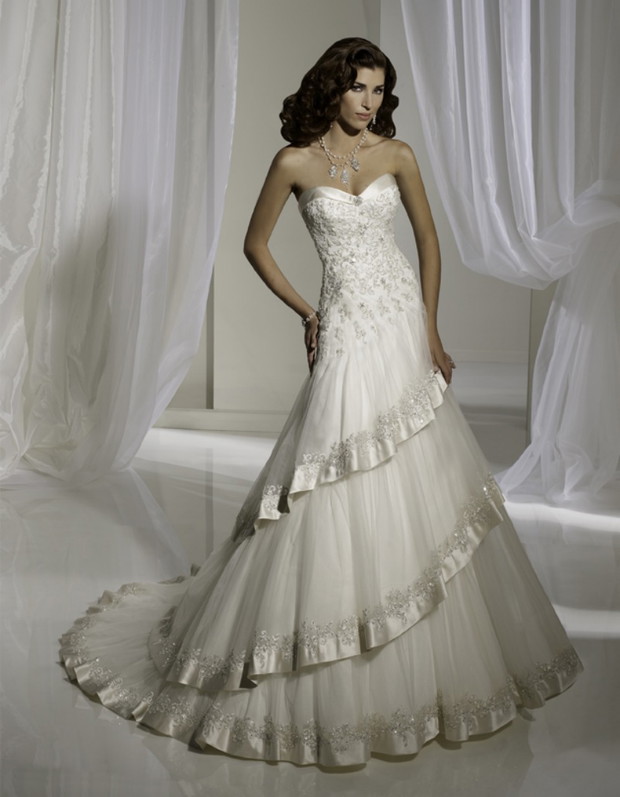 Suknie ślubne Sophia Tolli 2011 - zdjęcie
