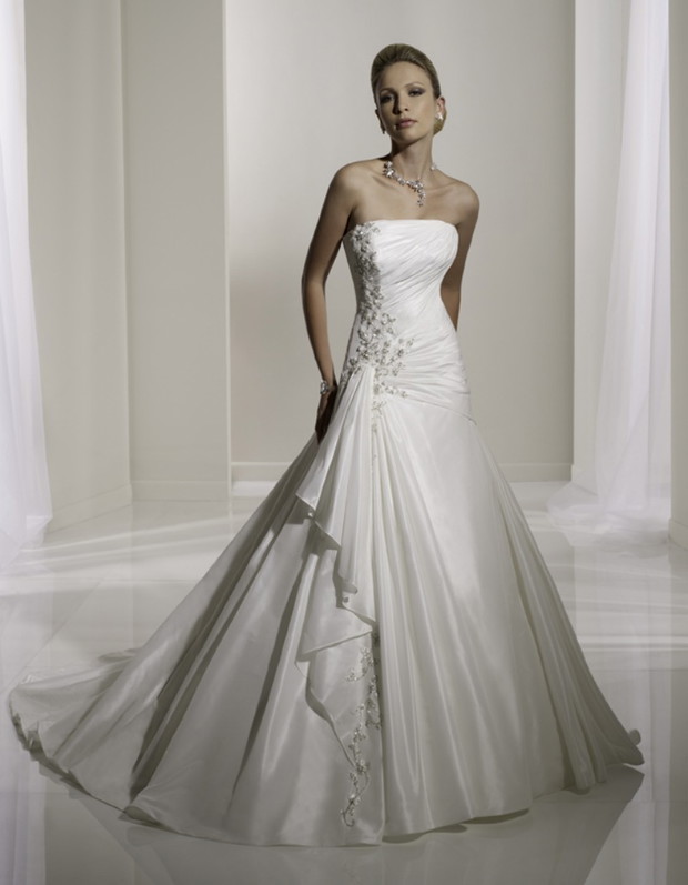 Suknie ślubne Sophia Tolli 2011 - zdjęcie