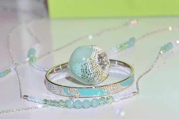 Swarovski wiosna/lato 2011 - zdjęcie