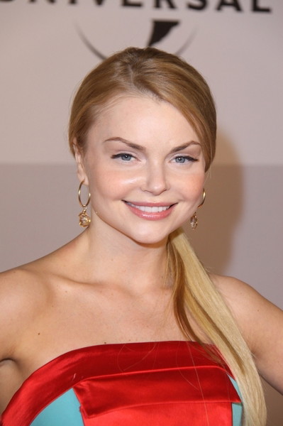 Iza Miko - Złote Globy 2011