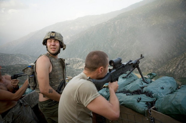 Wojna Restrepo (reż. Tim Hetherington, Sebastian Junger) - zdjęcie