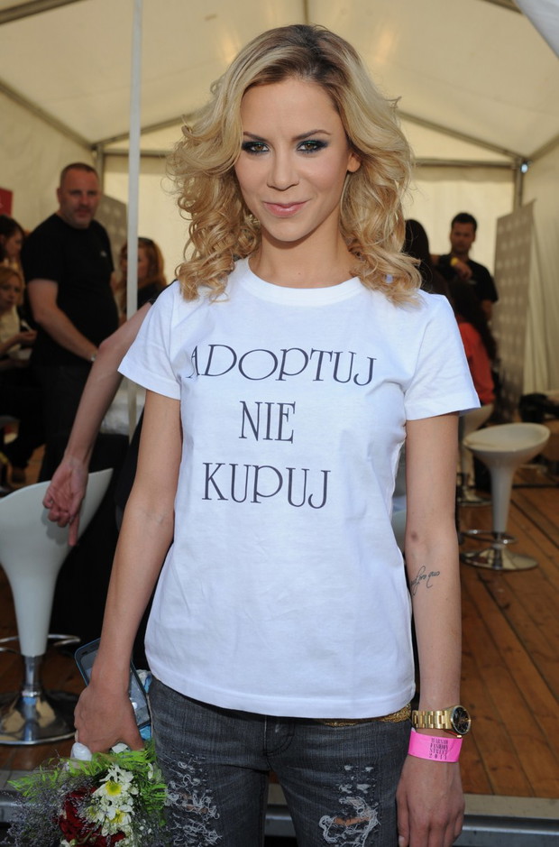 Natalia Lesz - Warsaw Fashion Street