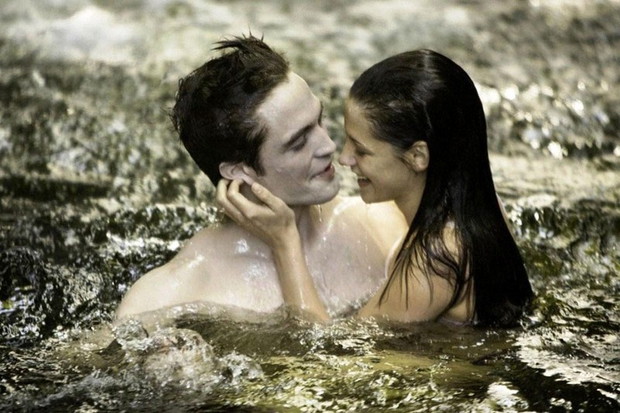 Robert Pattinson, Kristen Stewart - Zmierzch: Przed świtem, część 1