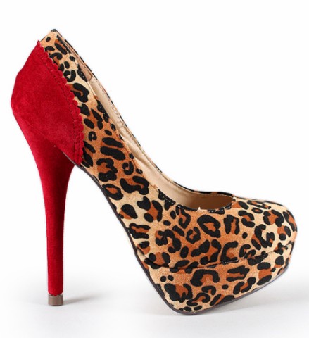 szpilki Stylowe buty w panterkę - jesień/zima 2011/2012