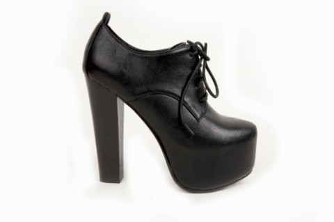 czarne półbuty Stylowe buty - jesień/zima 2011/2012