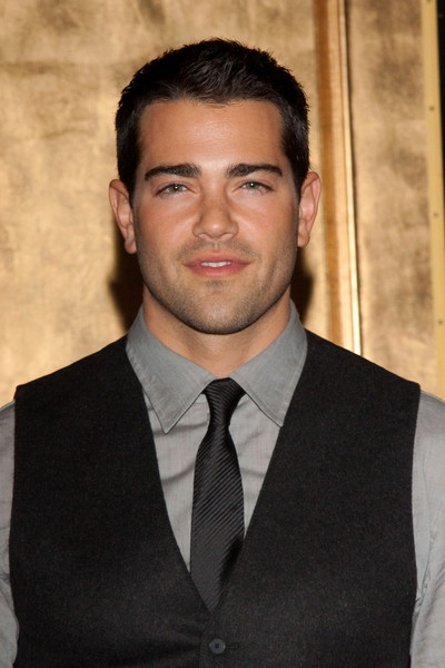 Jesse Metcalfe - Fryzury dla mężczyzn