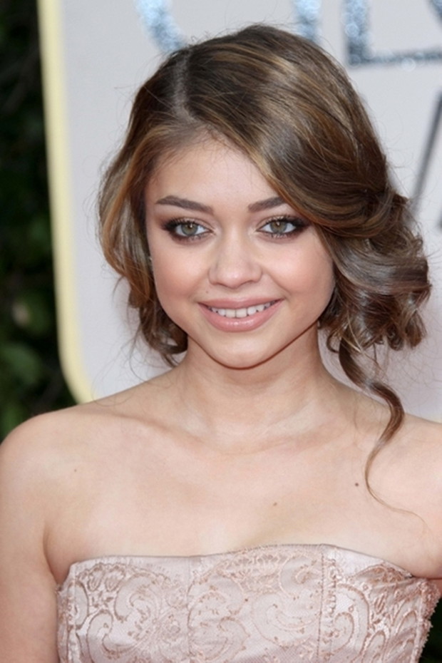 Sarah Hyland, luźne upięcie, Sarah Hyland