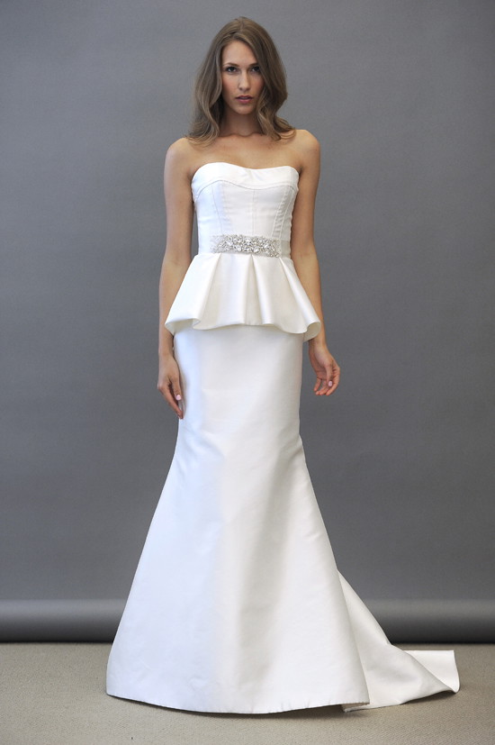 suknia ślubna Alvina Valenta z baskinką