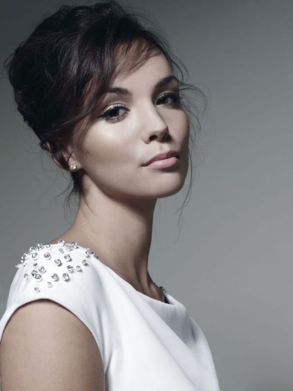 suknia ślubna Zień z dżetami z dekoltem Paulina Krupińska