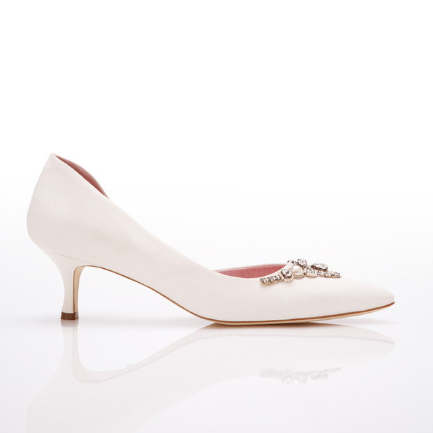 buty ślubne Emmy Shoes z aplikacją na niskim obcasie