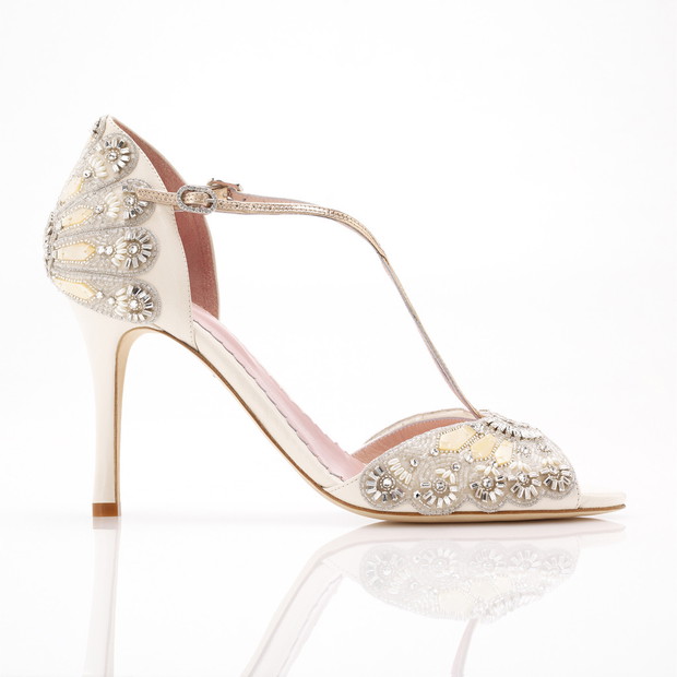 sandały Emmy Shoes z ozdobami z paskiem