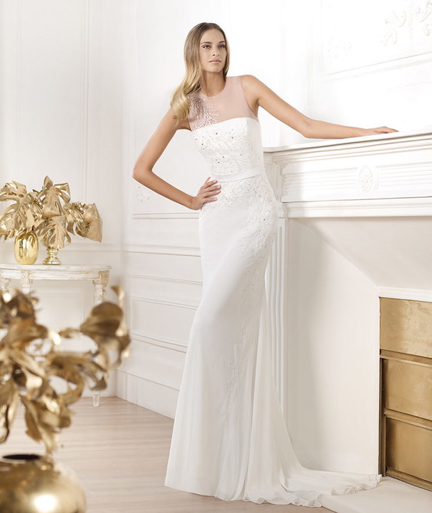suknia ślubna Pronovias zabudowana