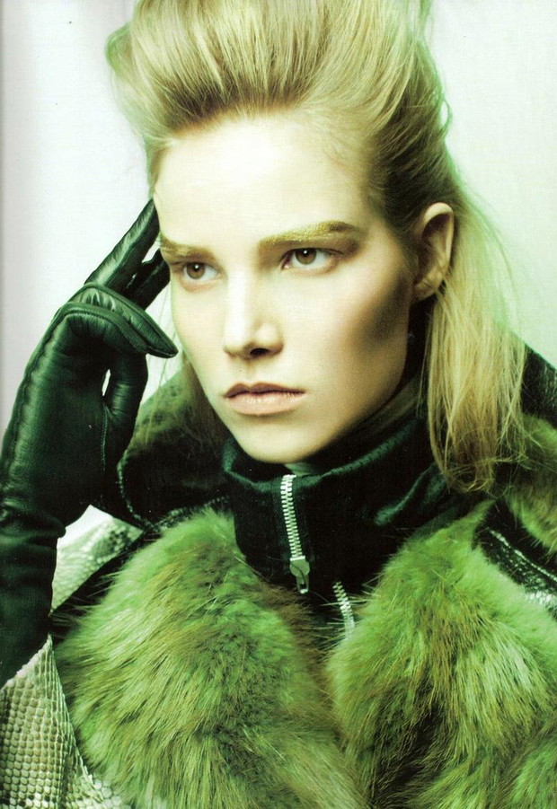 Vogue Espana sierpień 2011 - Suvi Koponen