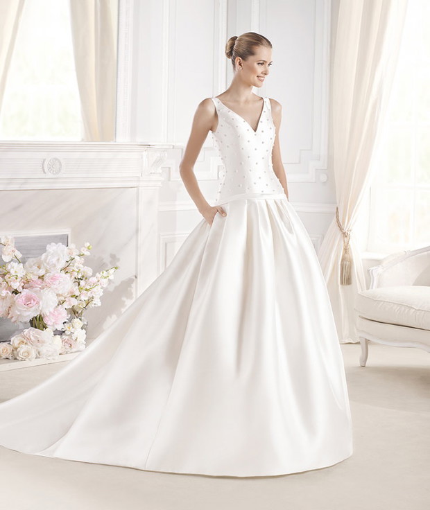 suknia ślubna La Sposa z dekoltem V