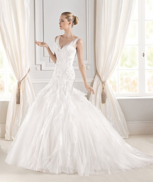 suknia ślubna La Sposa z dekoltem V