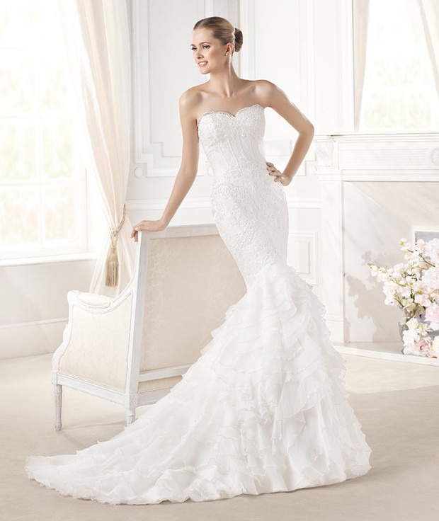 suknia ślubna La Sposa z falbanami