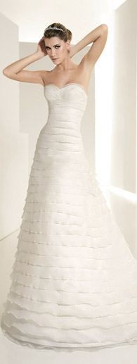 Kolekcja sukien ślubnych White One 2011