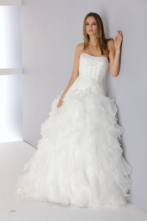 Suknie ślubne Affinity Bridal - jesień 2011