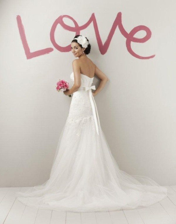 Najnowsza kolekcja sukien ślubnych Sweetheart 2012 - galeria