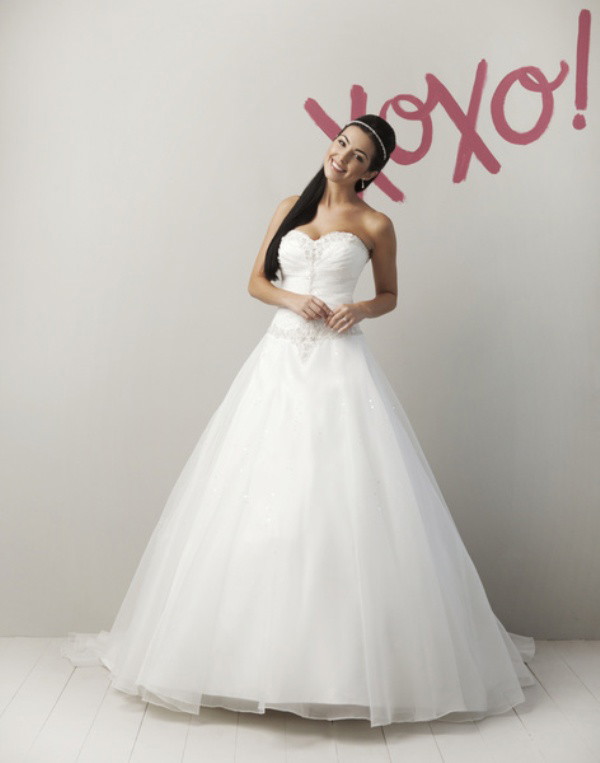Najnowsza kolekcja sukien ślubnych Sweetheart 2012 - galeria