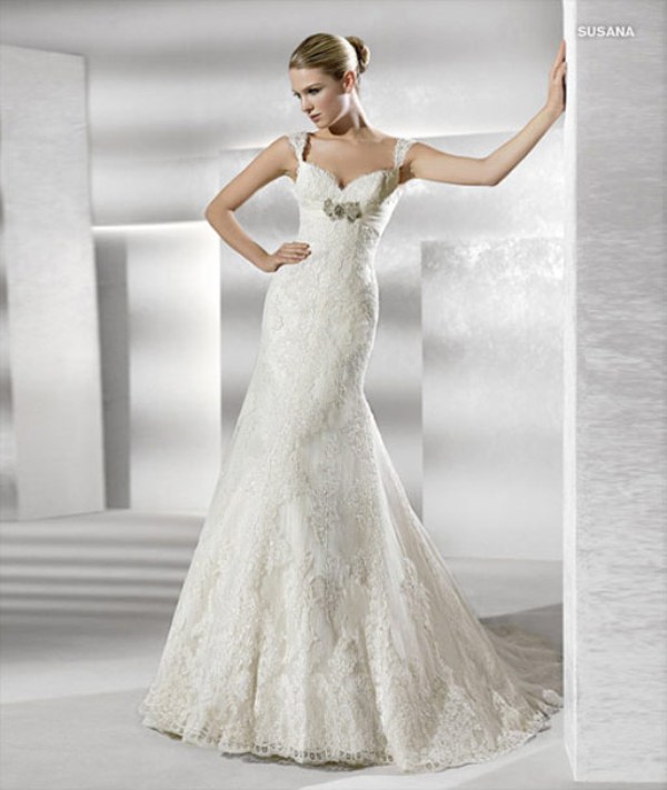 Spektakularne kreacje z kolekcji sukien ślubnych La Sposa 2012