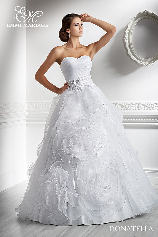 Sukienki ślubne Emmi Mariage - linia Exclusive 2013