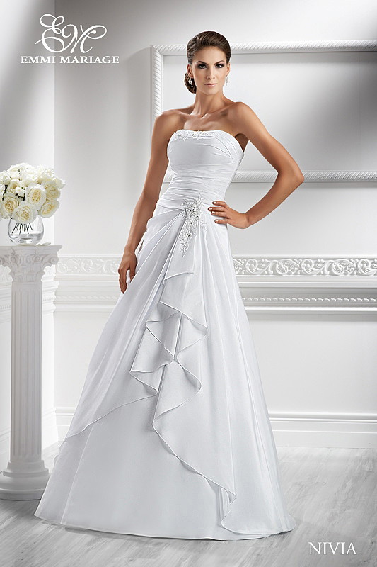 Sukienki ślubne Emmi Mariage - linia Exclusive 2013
