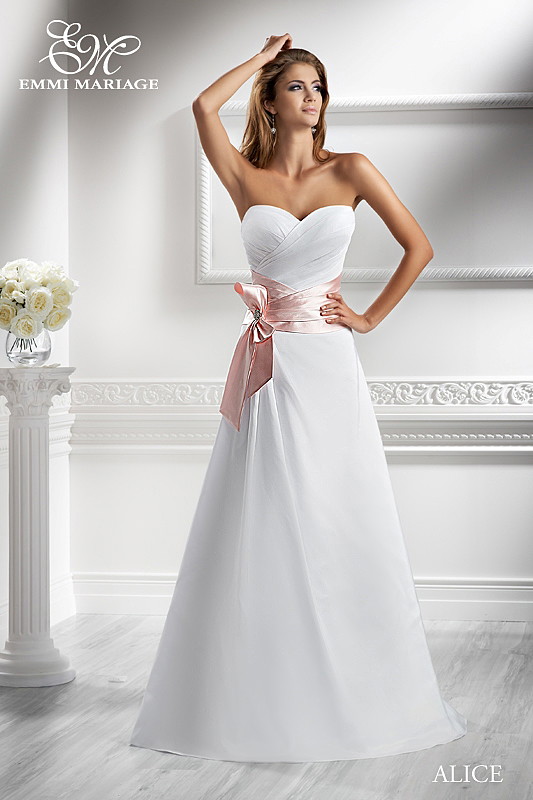 Suknie ślubne Emmi Mariage - linia Diamond 2013