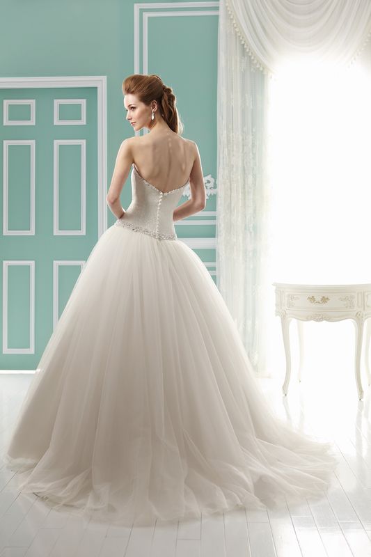 Suknie ślubne - Jasmine Collection 2013 (50 zdjęć!)