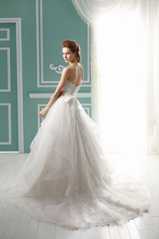Suknie ślubne - Jasmine Collection 2013 (50 zdjęć!)
