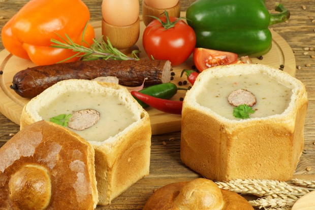 Jak zaserwować wielkanocny żurek?