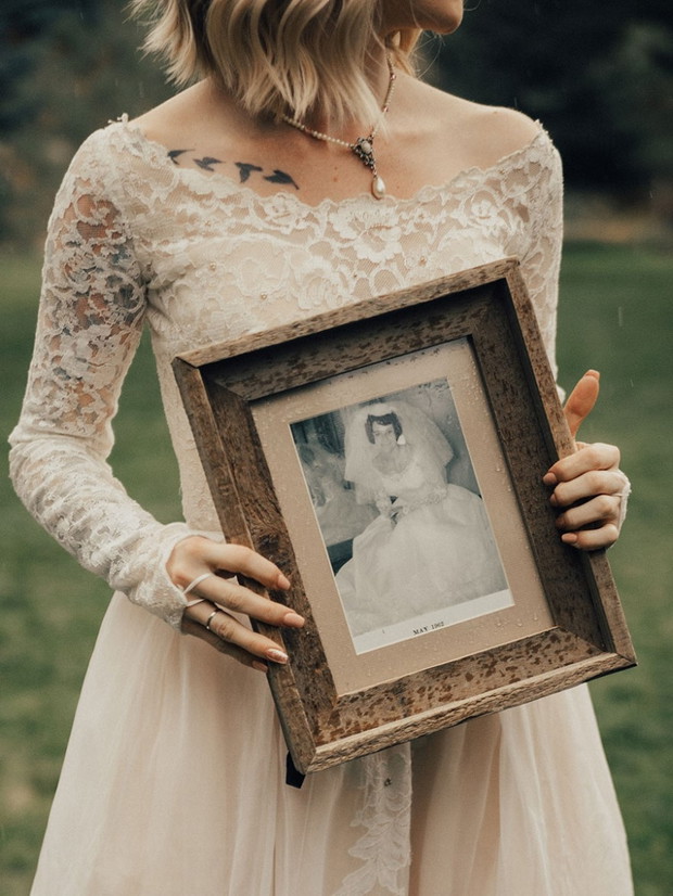 bride-wears-grandmother-old-wedding-1962-dress-penny-jensen-jordyn-cleverly-8-29ac1d6