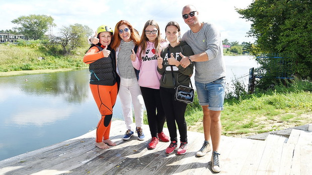 skandal-w-nasz-nowy-dom-455005-GALLERYBIG-4f2c24b