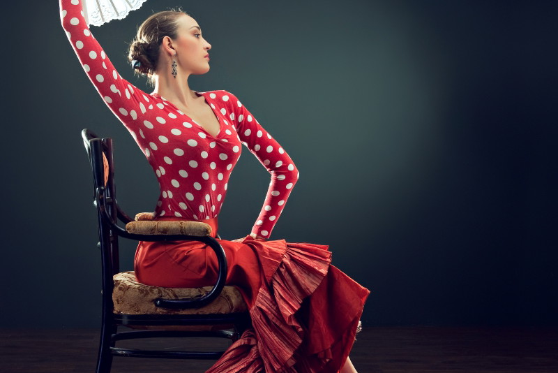 kobieta tańcząca flamenco