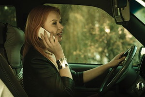 kobieta, samochód, telefon