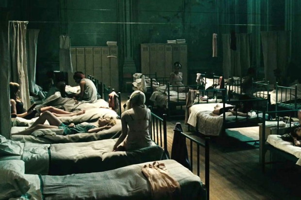 Sucker Punch (reż. Zack Snyder) - zdjęcie