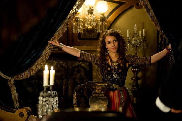 Noomi Rapace - Sherlock Holmes: Gra cieni